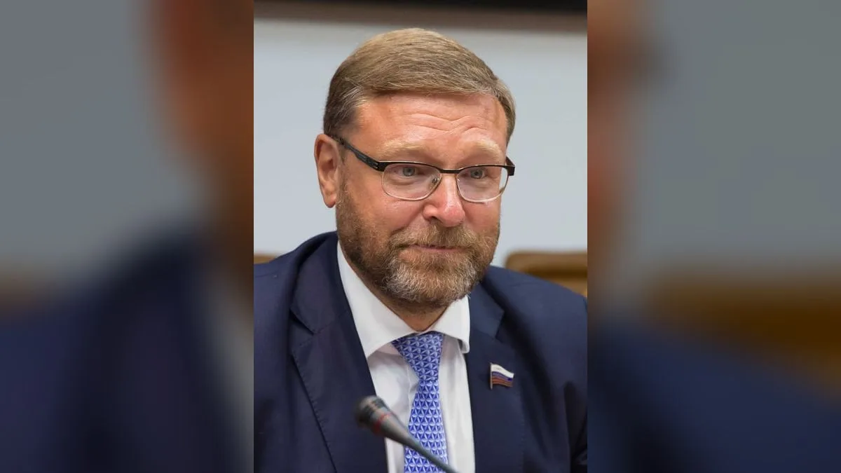 Сенатор Косачев призвал россиян воздержаться от поездок в Европу из-за риска задержаний